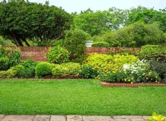 landscaping services Upper Fruitland